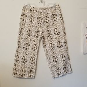 Abbie Mags Capri Pants
